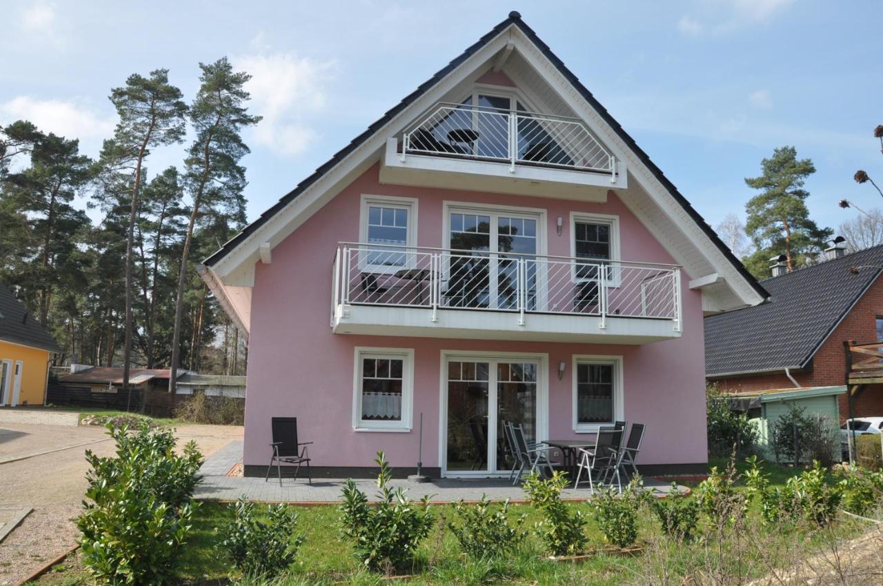 Ferienhaus Mueritzzauber / 1 Zimmer Dachgeschoss-Appartement Röbel Exterior foto