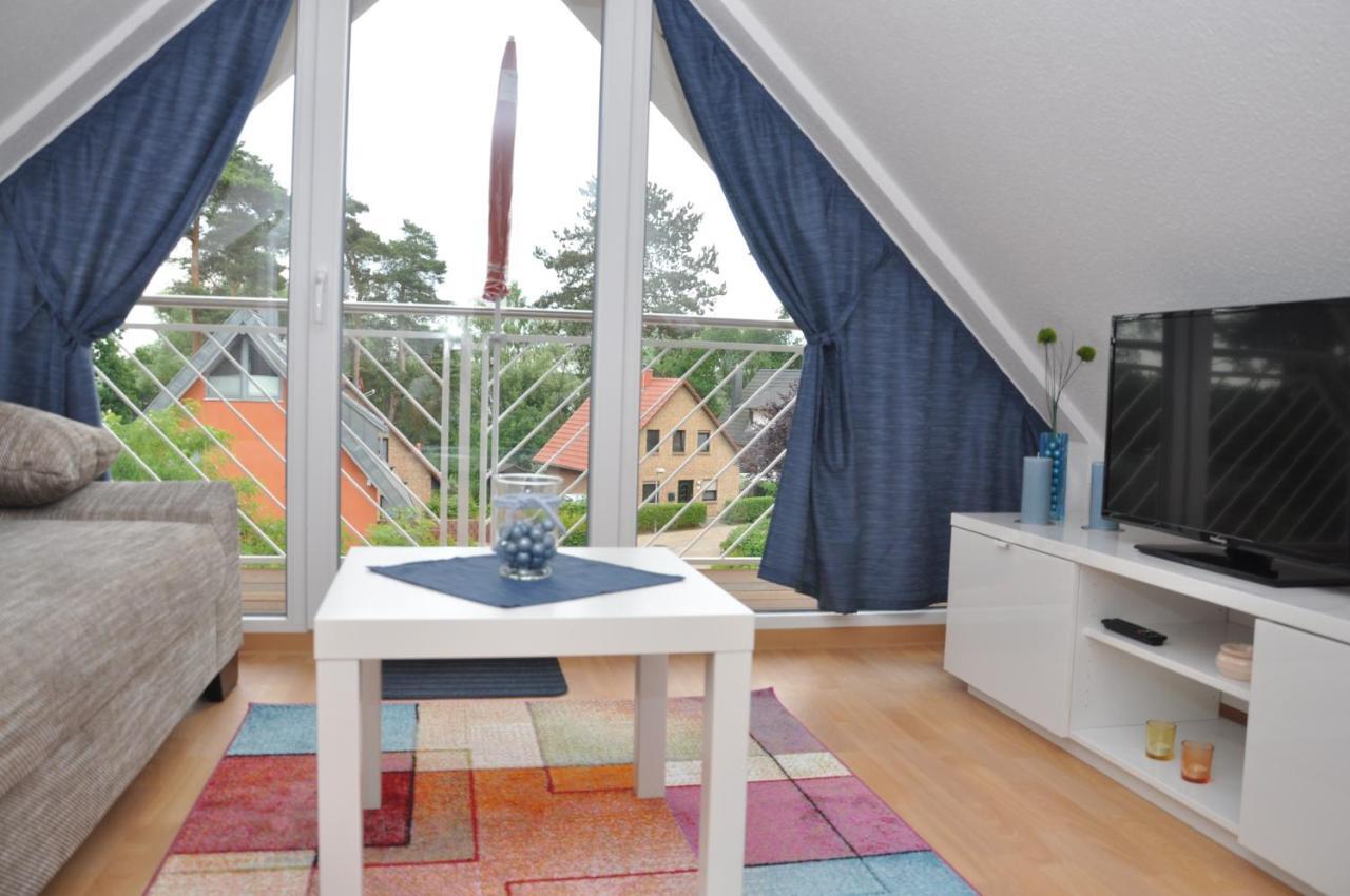 Ferienhaus Mueritzzauber / 1 Zimmer Dachgeschoss-Appartement Röbel Exterior foto